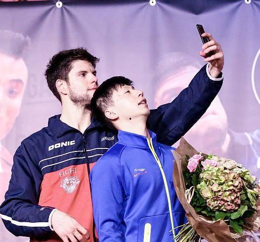 何静爆料汪正正视频在线观看,在线观看揭秘瞬间  第2张